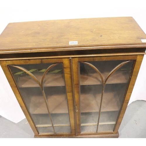 3068 - Early 20th century walnut two door glazed bookcase with two interior shelves, 78 x 31 x 105 cm H. No... 