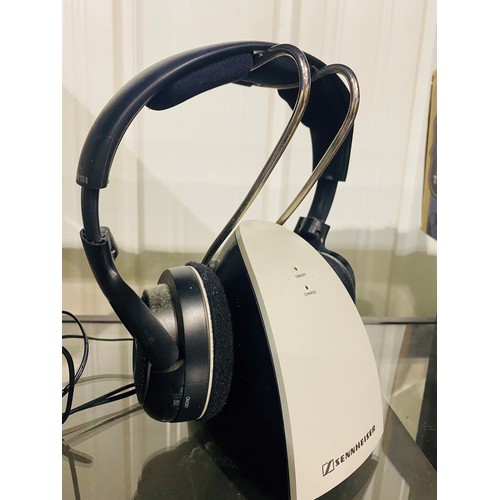 374A - Sennheiser TR120II wireless headphones. Not available for in-house P&P, contact Paul O'Hea at Mailbo... 