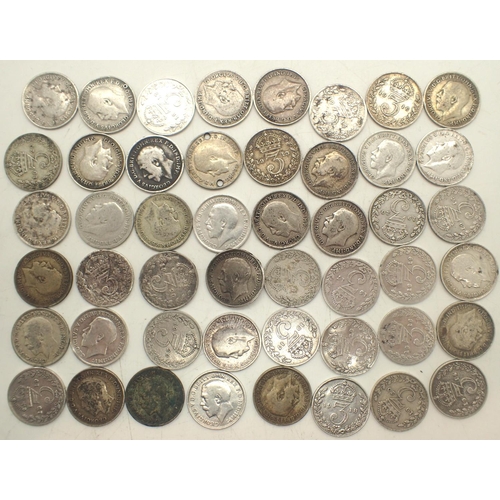 3251 - Fifty silver sixpences of George V, dates 1914-1920, mixed grades. P&P Group 1 (£14+VAT for the firs... 
