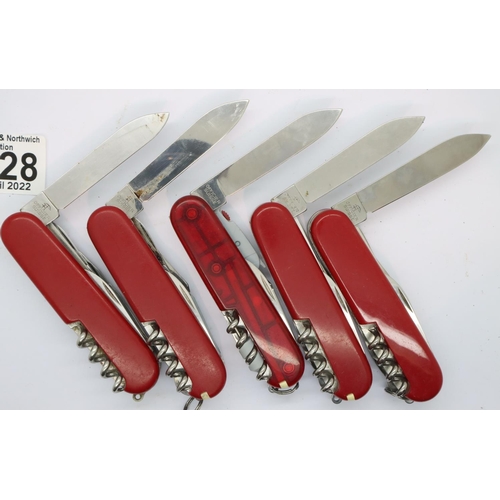 2028 - Five Victorinox Swiss Army type knives. P&P Group 1 (£14+VAT for the first lot and £1+VAT for subseq... 