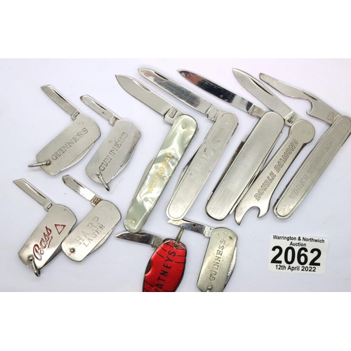 2062 - Eleven beer advertising folding knives. P&P Group 1 (£14+VAT for the first lot and £1+VAT for subseq... 