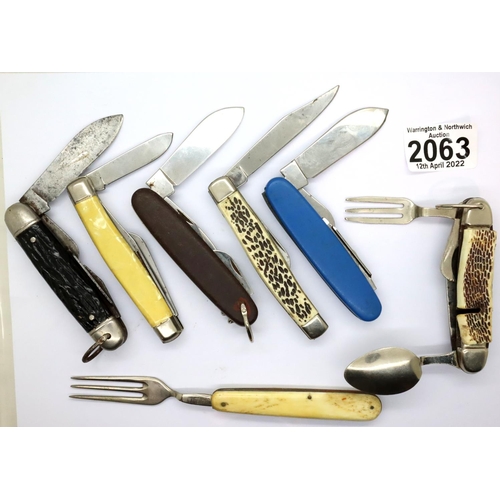 2063 - Seven Irish made multi blade knives to include cutlery knives. P&P Group 1 (£14+VAT for the first lo... 