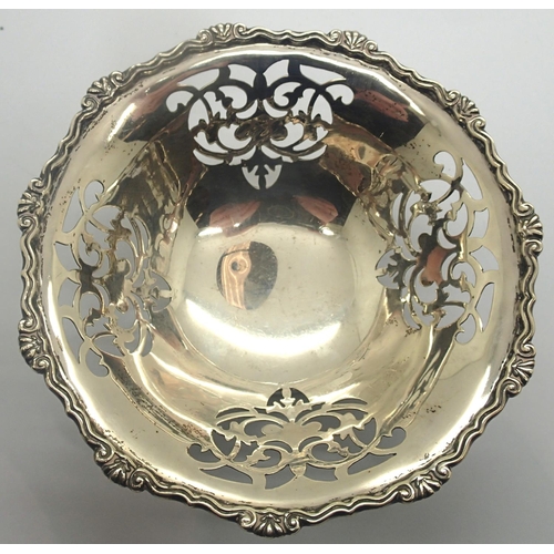 103 - Hallmarked silver pierced bonbon dish by Mappin & Webb, D: 12 cm, 98g. P&P Group 1 (£14+VAT for the ... 