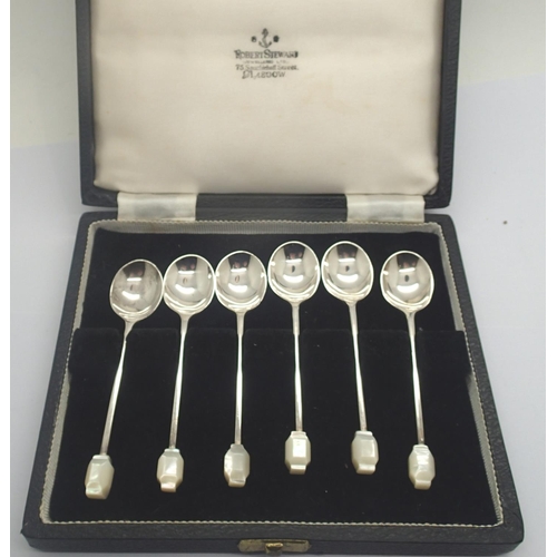 112 - Six silver and mother of pearl spoons, boxed. P&P Group 1 (£14+VAT for the first lot and £1+VAT for ... 