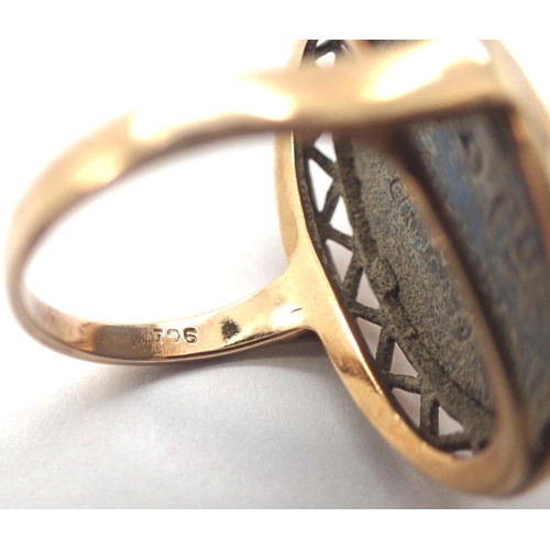 44 - 9ct gold mounted Wedgwood ring, size L, 4.3g. P&P Group 1 (£14+VAT for the first lot and £1+VAT for ... 