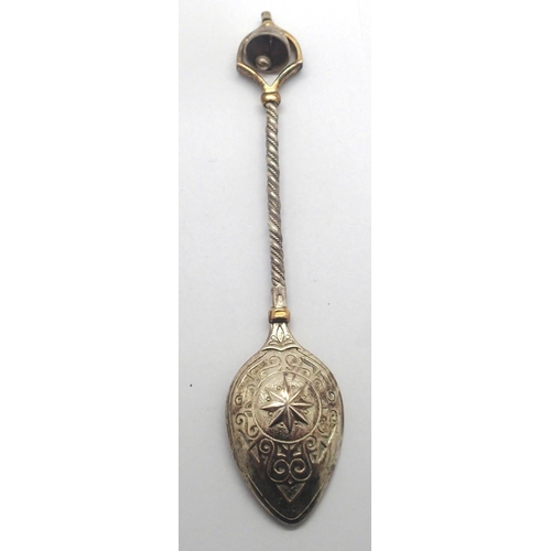 99 - Russian silver spoon and white metal dish, D: 13 cm, 415g. P&P Group 1 (£14+VAT for the first lot an... 