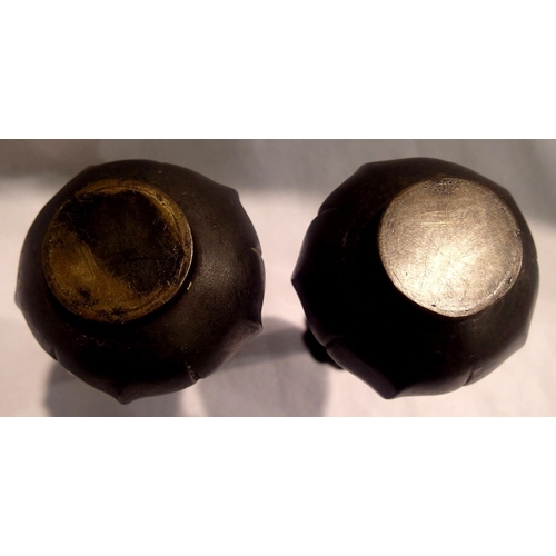 375 - Pair of Oriental small bronze bud vases, each H: 14 cm. P&P Group 2 (£18+VAT for the first lot and £... 