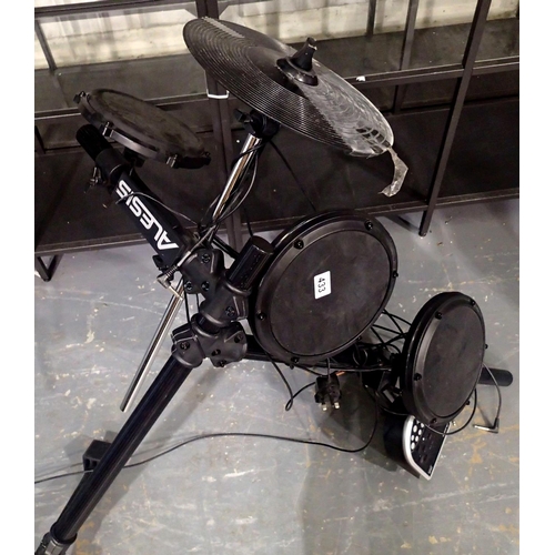 433 - Alesis part electric drum set, with leads and power plug. P&P Group 3 (£25+VAT for the first lot and... 