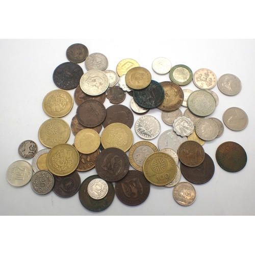 3005 - Mixed world coins including silver. P&P Group 1 (£14+VAT for the first lot and £1+VAT for subsequent... 