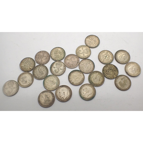 3039 - Twenty silver threepence George V and George VI. P&P Group 1 (£14+VAT for the first lot and £1+VAT f... 