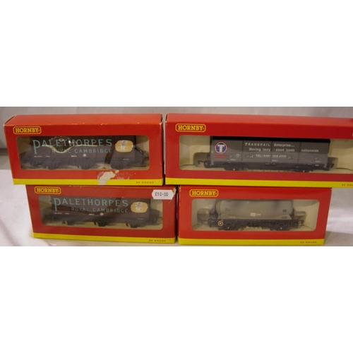 2064 - Four Hornby OO scale wagons in excellent condition, boxes with wear. P&P Group 1 (£14+VAT for the fi... 