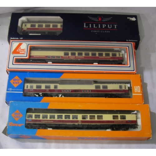 2077 - Four HO continental coaches; Ro-Co DB red/cream x2, Lilliput - TEE Restaurant red/cream, Lima TEE re... 