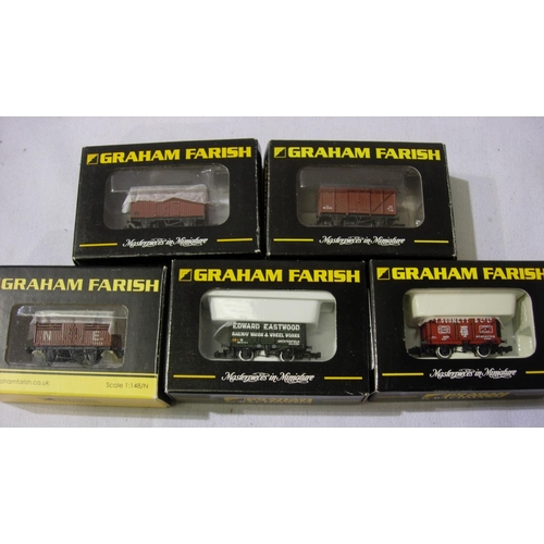 2099 - N gauge; five Graham Farish wagons, various types, mostly in excellent condition, boxed. P&P Group 1... 