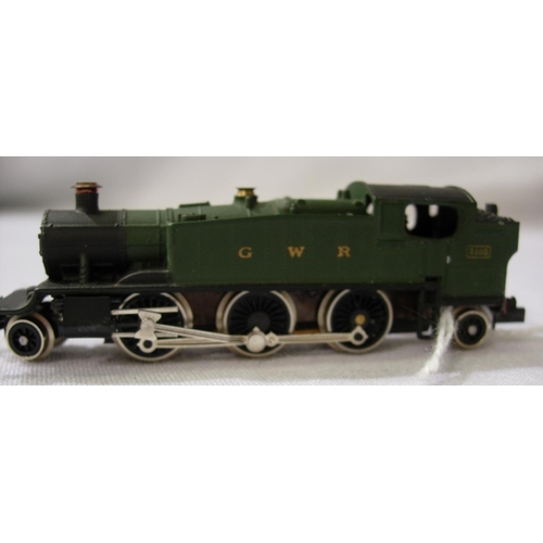 2104 - N gauge Prairie tank, GWR Green, 3105. Very good condition, unboxed. P&P Group 1 (£14+VAT for the fi... 