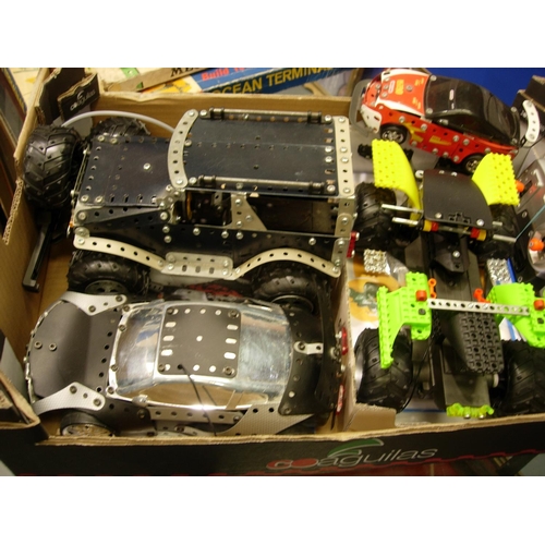 2137 - Four Meccano radio controlled vehicles, all built, with instructions. P&P Group 2 (£18+VAT for the f... 