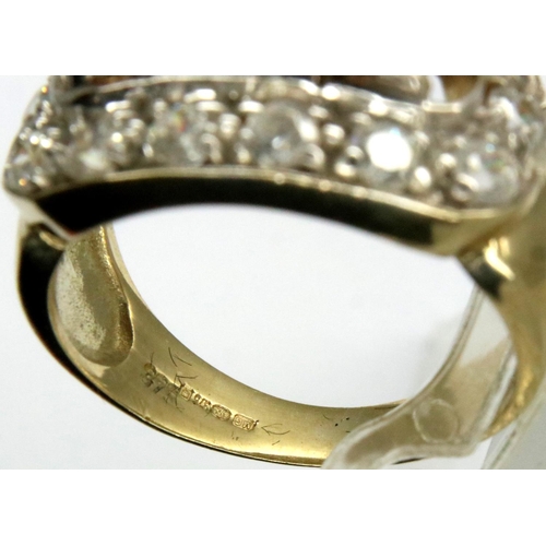 17 - 9ct gold white stone set ring, size N, 5.5g. P&P Group 1 (£14+VAT for the first lot and £1+VAT for s... 