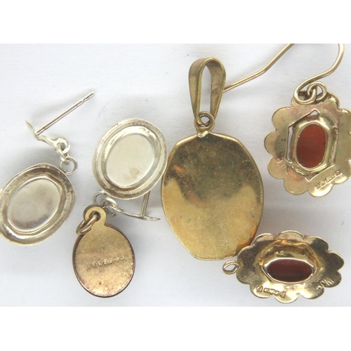 37 - Mixed Cameo pendants, earrings etc, some gold set. P&P Group 1 (£14+VAT for the first lot and £1+VAT... 