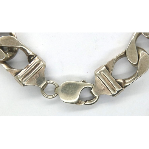 8 - 925 silver curb wrist chain, L: 19 cm, 54.4g. P&P Group 1 (£14+VAT for the first lot and £1+VAT for ... 