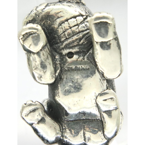 104 - 925 silver Bulldog pin cushion, L: 28 mm. P&P Group 1 (£14+VAT for the first lot and £1+VAT for subs... 