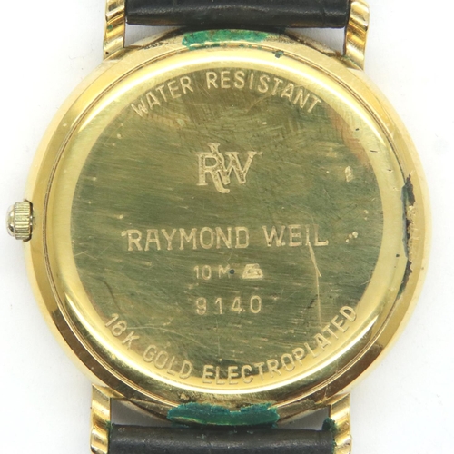 79 - Raymond Weil; gents quartz date 18ct gold plated wristwatch on a leather strap, requires battery. P&... 