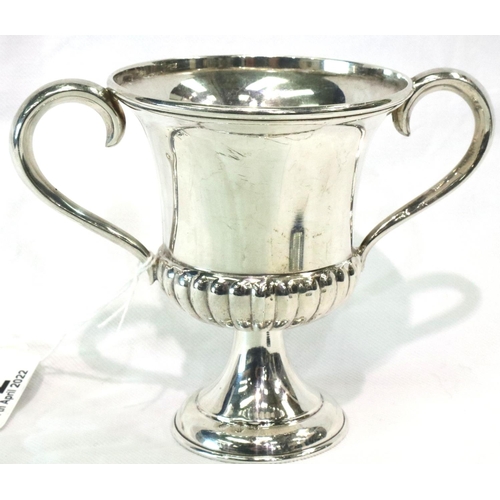 92 - 925 silver twin handled trophy, 112g, no inscription. P&P Group 1 (£14+VAT for the first lot and £1+... 