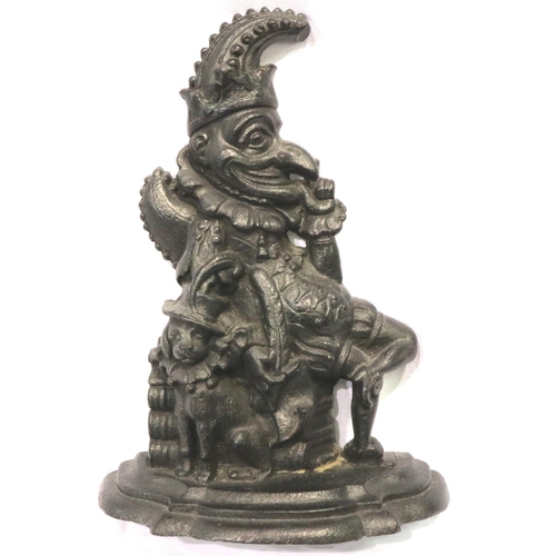 224 - Large cast iron Mr Punch doorstop, H: 32 cm. P&P Group 3 (£25+VAT for the first lot and £5+VAT for s... 