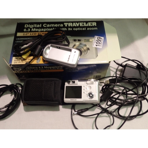 1099 - Traveller digital camera. P&P Group 1 (£14+VAT for the first lot and £1+VAT for subsequent lots)