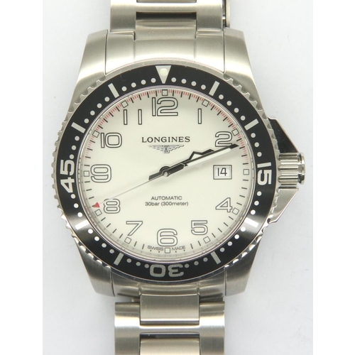 78 - Longines; Hydro Conquest Sports 300M divers wristwatch, stainless steel strap, automatic movement wi... 