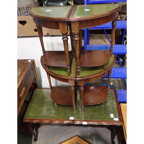 1513 - Mahogany leather topped side table with four matching corner tables, 45 x 95 x 45 cm. Not available ... 