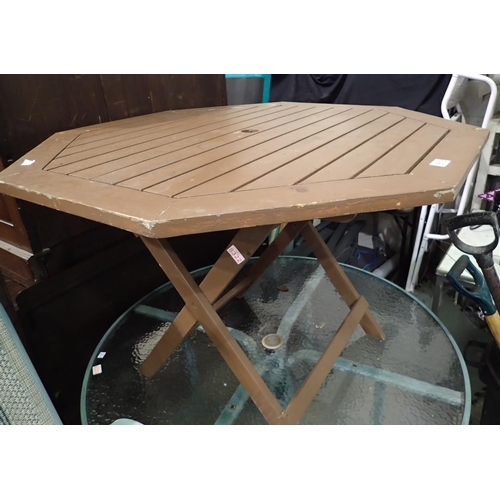 1518 - Teak hexagonal garden table. Not available for in-house P&P, contact Paul O'Hea at Mailboxes on 0192... 