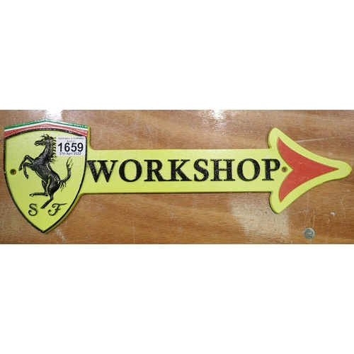 1659 - Cast iron Ferrari large workshop arrow plaque, 40 x 12 cm. P&P Group 2 (£18+VAT for the first lot an... 