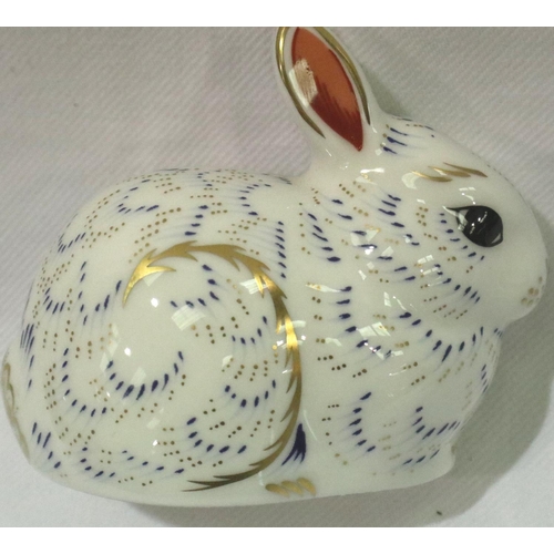 130 - Boxed Royal Crown Collectors Club Derby Bunny with gold stopper, H: 90 mm. No cracks, chips or visib... 