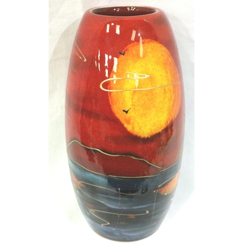 165 - Anita Harris vase in the Dolphin pattern, signed in gold, H: 18 cm. No cracks, chips or visible rest... 