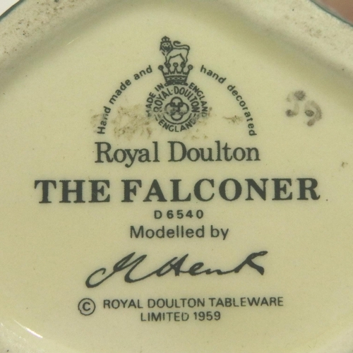 175 - Five character jugs and two Toby jugs to include Royal Doulton the Falconer. P&P Group 3 (£25+VAT fo... 