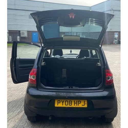 1B - 2008 VW Fox, black three door, MOT until 26-01-2023, 122,000 miles. One key.