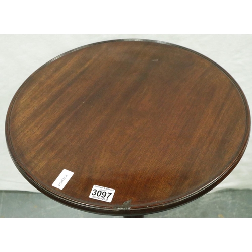 3097 - Georgian mahogany circular tripod wine table, D: 49 cm, H: 69 cm. Not available for in-house P&P, co... 