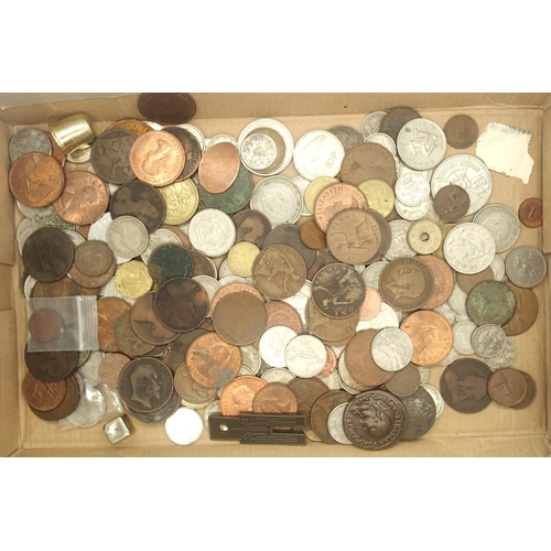 3112 - Collection of world coins to include proof examples and a part-filled Whitman folder.  P&P Group 2 (... 