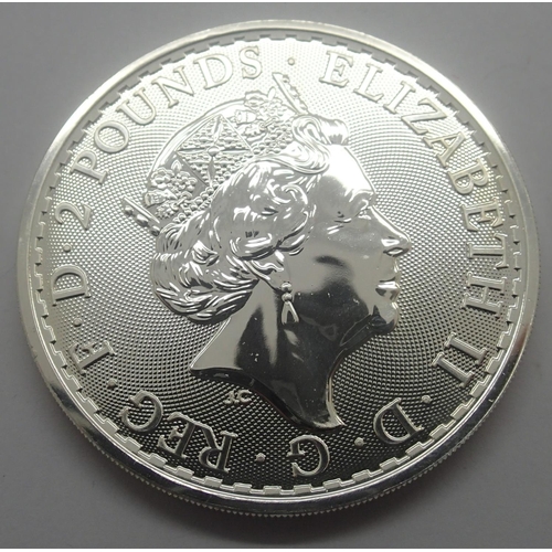 3132 - Silver Bullion: 2019 silver Britannia round. P&P Group 1 (£14+VAT for the first lot and £1+VAT for s... 