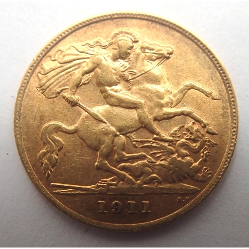 3137 - 1911 half sovereign of George V. P&P Group 1 (£14+VAT for the first lot and £1+VAT for subsequent lo... 