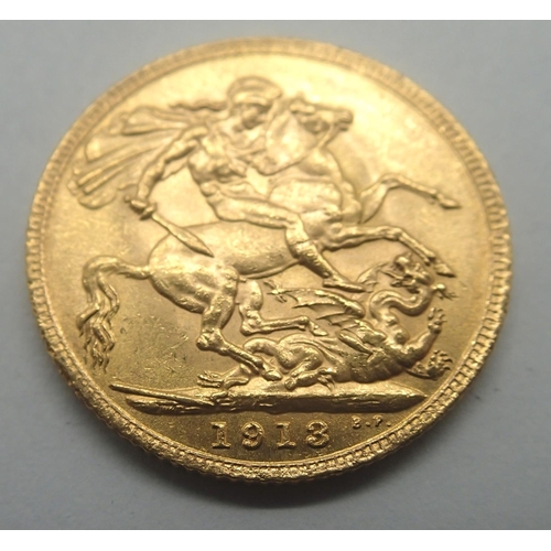 3142 - 1913 full sovereign of George V. P&P Group 1 (£14+VAT for the first lot and £1+VAT for subsequent lo... 