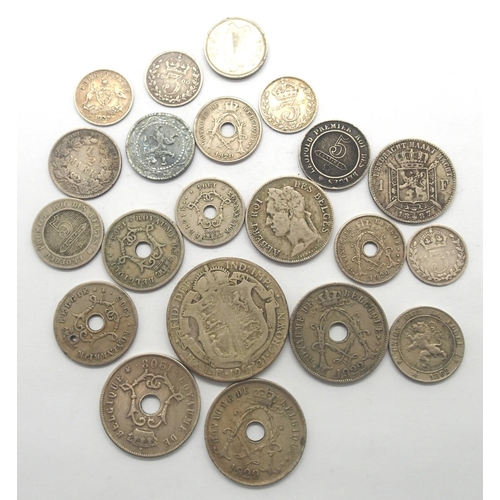 3076 - Collection of late 19th - early 20th century world coins, mostly silver examples. P&P Group 1 (£14+V... 