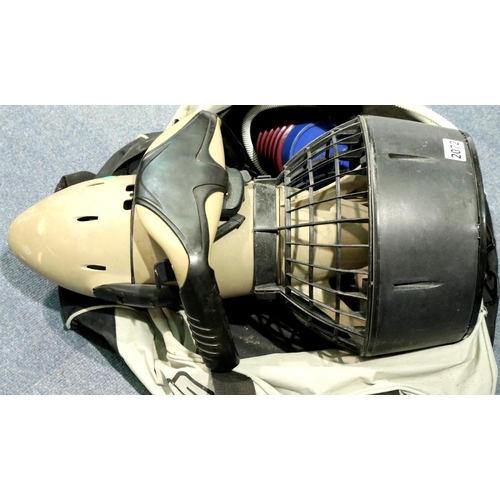 2072 - Seadoo GTI underwater jet propulsion unit, with case and charger. P&P Group 3 (£25+VAT for the first... 