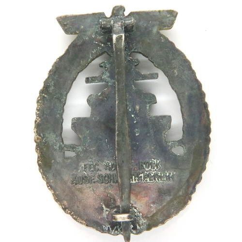 2219 - Kriegsmarine High Seas Fleet badge, maker Adolf Bock, Berlin. P&P Group 1 (£14+VAT for the first lot... 