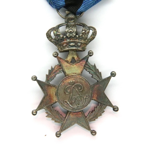 2231 - 19th century Belgium Order of Leopold II medal. P&P Group 1 (£14+VAT for the first lot and £1+VAT fo... 