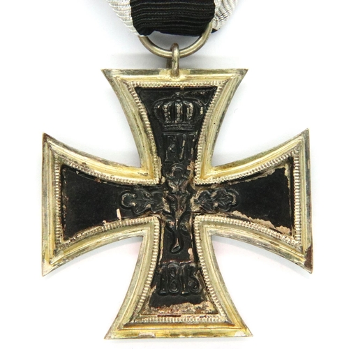 2234 - Imperial German WWI iron cross, second class. P&P Group 1 (£14+VAT for the first lot and £1+VAT for ... 