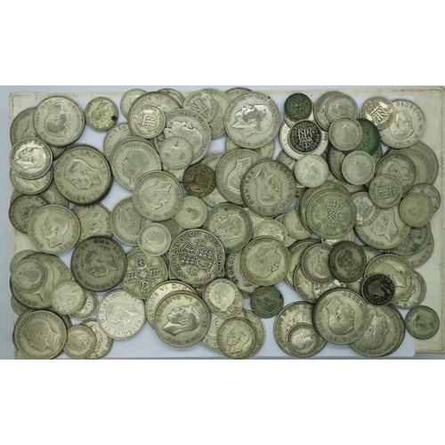 3164 - 934g pre 47 silver coins. P&P Group 1 (£14+VAT for the first lot and £1+VAT for subsequent lots)