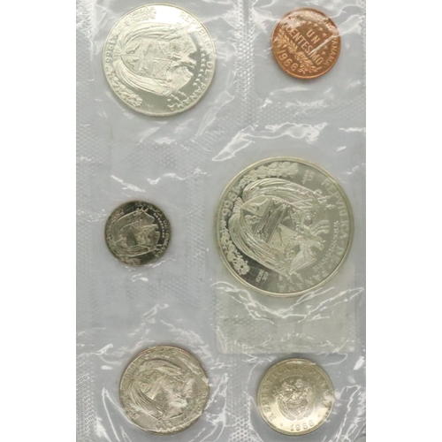 3174 - 1966 Panama coin set. P&P Group 1 (£14+VAT for the first lot and £1+VAT for subsequent lots)