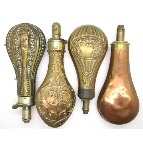 2256 - Four mixed brass/copper antique powder flasks. P&P Group 2 (£18+VAT for the first lot and £3+VAT for... 