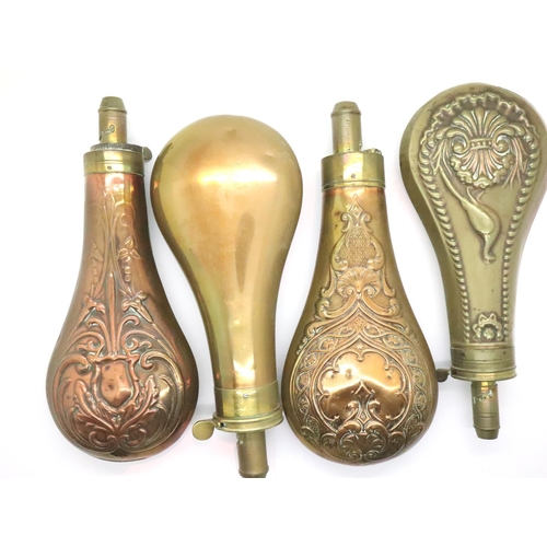 2257 - Four mixed brass/copper antique powder flasks. P&P Group 2 (£18+VAT for the first lot and £3+VAT for... 