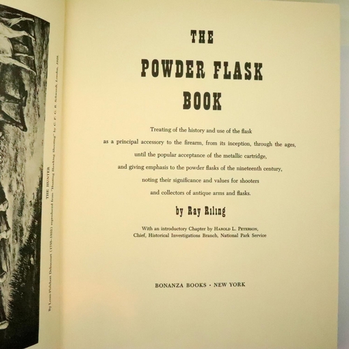 2262 - The Powder Flask book by Ray Riling. P&P Group 2 (£18+VAT for the first lot and £3+VAT for subsequen... 